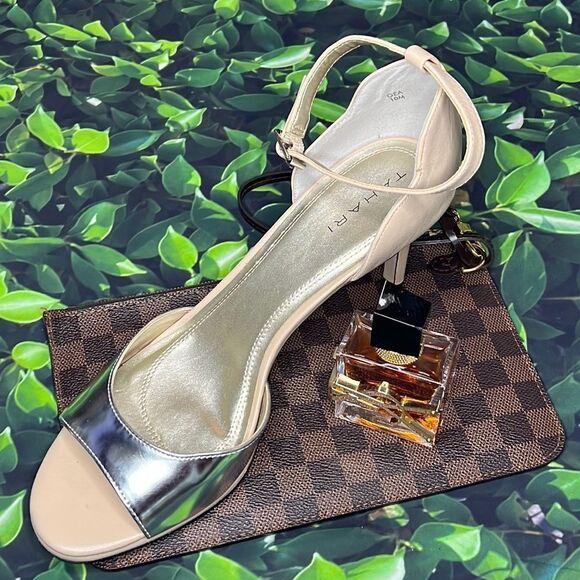 Silver and cream, Tahari heels - Picture 1 of 8